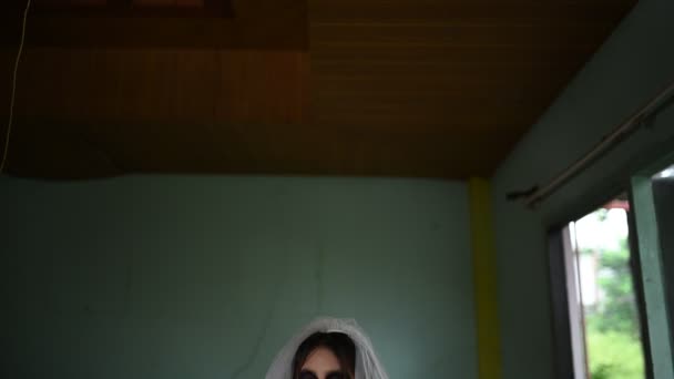 Ritratto Donna Asiatica Compongono Volto Fantasma Con Sangue Scena Orrore — Video Stock