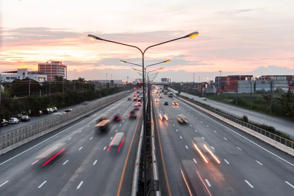 Tailândia auto-estrada ao pôr do sol — Fotografia de Stock