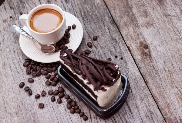 Chocolate cake and Coffee bean 3 — Stock Photo, Image