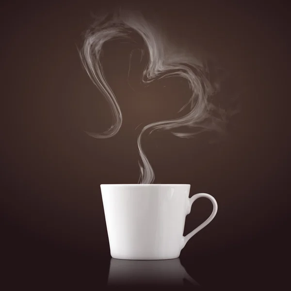 Tazza di caffè con vapore a forma di cuore — Foto Stock