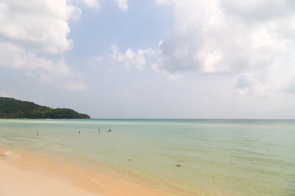 Turquoise sea on Phu Quoc — Stock Photo, Image