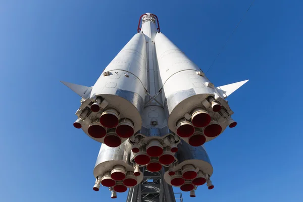 Roket vostok ön ve alt 2 