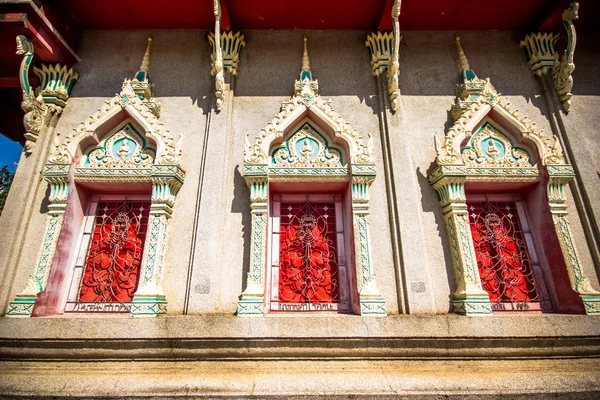 Antike Architektur am phra phutthabat Tempel, Thailand — Stockfoto
