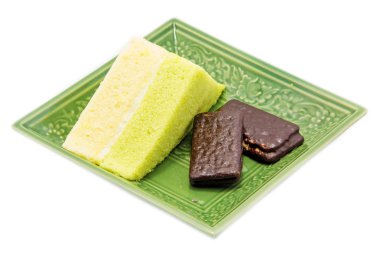 sarılmış şifon kek ve çikolata ve süt