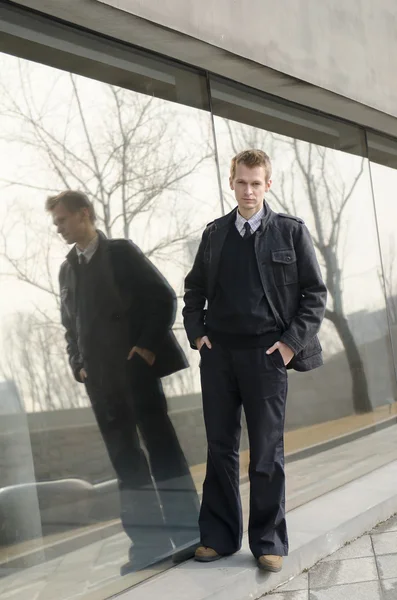 Genç başarılı iş adamı