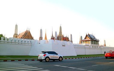 Wat Phra Kaeo Kompleksi veya Zümrüt Buda Tapınağı ve Dışarıdan Büyük Saray Manzarası, Phra Nakhon Bölgesi, Bangkok, Tayland