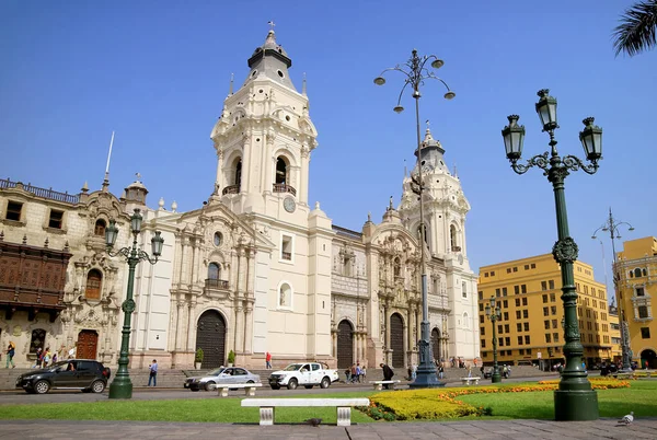 Plaza Belediye Başkanı Meydanı Ndaki Lima Bazilika Katedrali Lima Tarihi — Stok fotoğraf