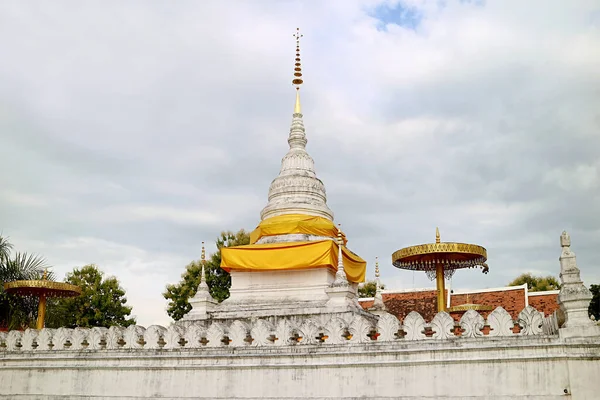 Chedi Phra Khao Noi Temple Houses Relics Lord Buddha Nan — Stock Photo, Image