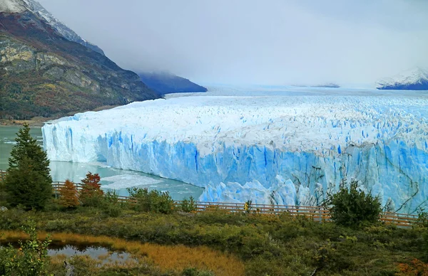 Nádherný Pohled Ledovec Perito Moreno Podzim Místo Světového Dědictví Unesco — Stock fotografie