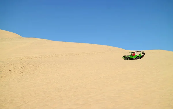 Sanddyna Som Löper Sanddynerna Huacachinaöknen Ica Regionen Peru Sydamerika — Stockfoto