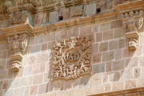 Csodálatos Részletek Dombormű Homlokzatán Puno Cathedral Egy Andoki Barokk Katedrális — Stock Fotó