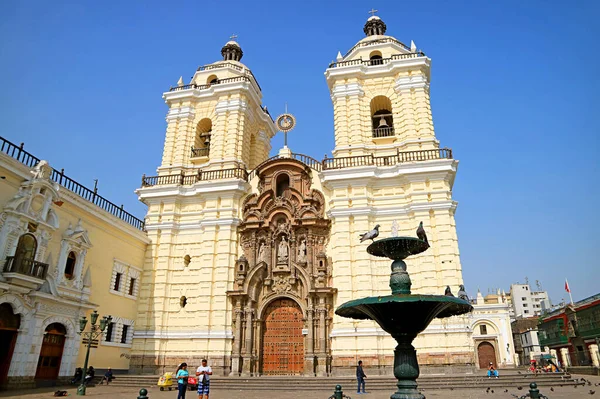 San Francisco Bazilikası Manastırı Lima Tarihi Merkezi Ndeki Çarpıcı Barok — Stok fotoğraf