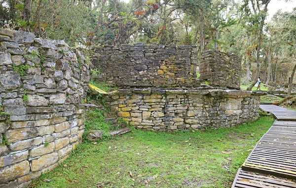 Ruines Des Anciennes Maisons Rondes Pierre Emblématiques Site Archéologique Kuelap — Photo