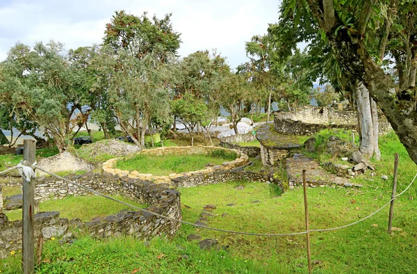 Ruïnes Van Oude Stenen Ronde Huizen Kuelap Citadel Complex Bergtop — Stockfoto