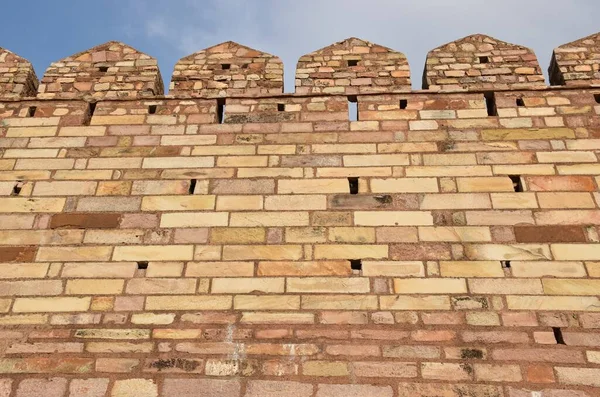 Boundary wall of Kalinjar Fort (Madhya Pradesh, India)