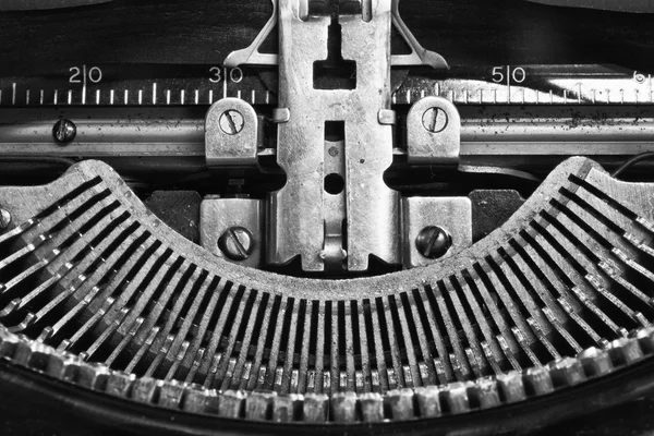 Antieke schrijfmachine — Stockfoto