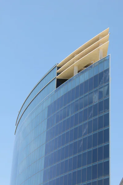 Arranha-céu azul do edifício azul — Fotografia de Stock