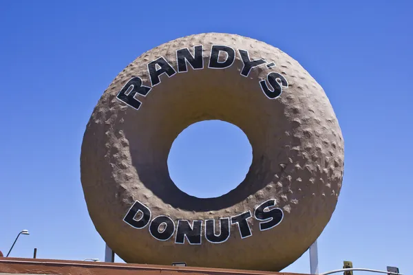 Dünyaca ünlü randy's donuts — Stok fotoğraf