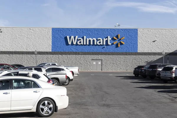 Greenfield Circa December 2020 Walmart Retail Location Walmart Introduced Its — Stock Photo, Image