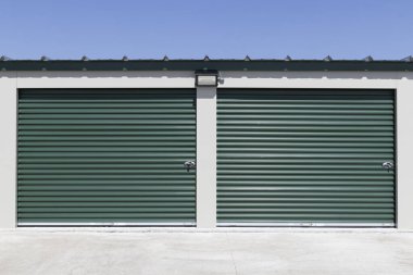 Özel depo ve küçük garaj üniteleri.