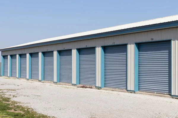 Self Storage Mini Storage Garage Units — Stock Photo, Image