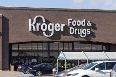 FT Wayne - Kasım 2021: Kroger Süpermarket. Kroger, ABD 'deki en büyük market zincirlerinden biridir..