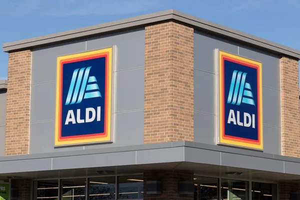 Anderson Circa Listopad 2021 Aldi Discount Supermarket Aldi Prodává Řadu — Stock fotografie