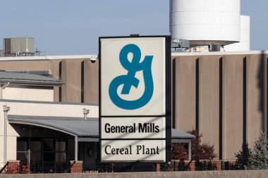 Cincinnati - Aralık 2021: General Mills Mısır Gevreği Fabrikası. General Mills markalı tüketici gıdalarının üreticisidir..