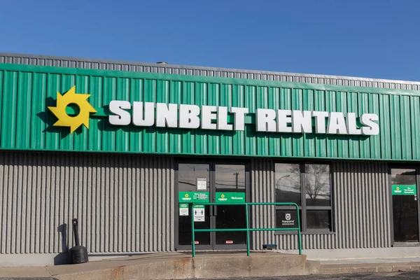 西切斯特 约2021年12月 太阳带骑警的位置 Sunbelt Rentals提供租用的建筑设备 是Ashtead集团的子公司 — 图库照片