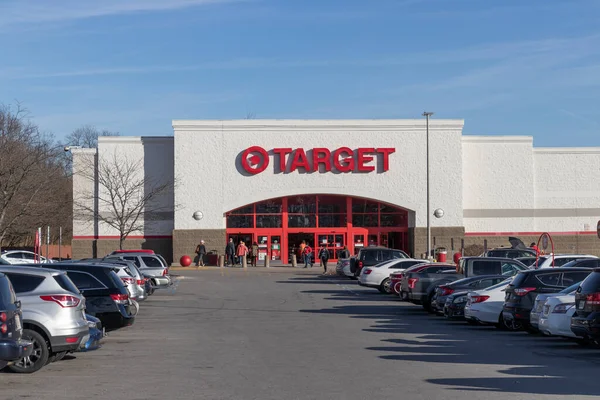 Cincinnati Circa Diciembre 2021 Target Retail Store Target Vende Artículos — Foto de Stock