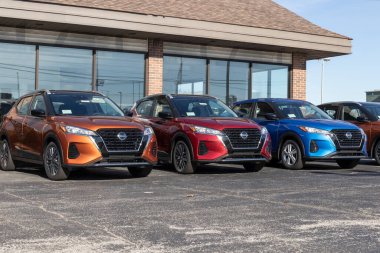 Lafayette - Aralık 2021: Nissan Tekmeleri sergisi. Nissan, Renault Nissan İttifakının bir parçası..