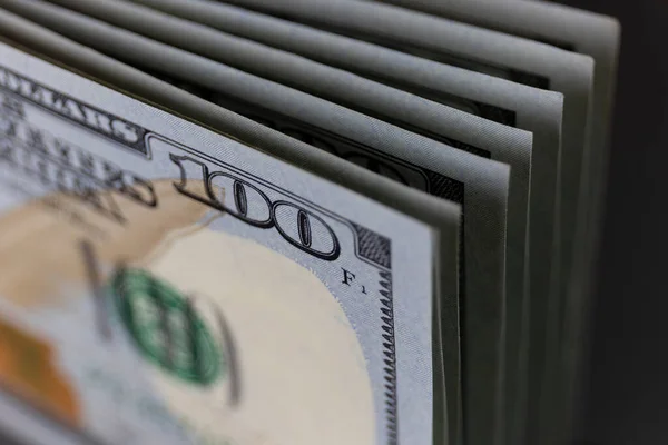 One Hundred Dollar Bills Stacked Line 100 Dollar Banknotes Stack — Fotografia de Stock