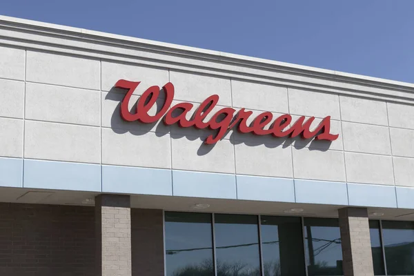 Brownsburg Cirka Mars 2022 Walgreens Apotek Och Varuplats Walgreens Usa — Stockfoto