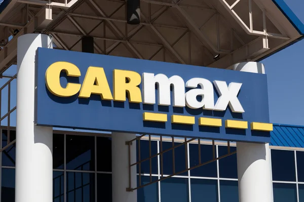 Naperville Nagyjából 2022 Március Carmax Auto Dealership Carmax Legnagyobb Használt — Stock Fotó