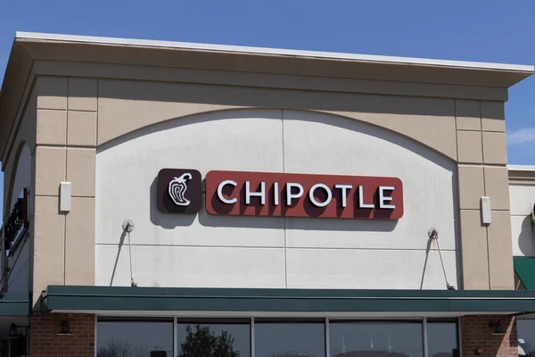 Richmond Circa Aprile 2022 Chipotle Mexican Grill Restaurant Chipotle Una — Foto Stock