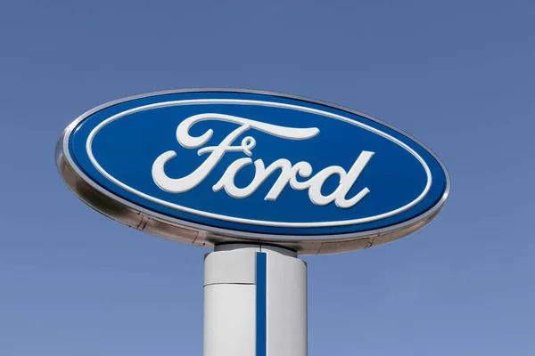 Richmond Vers Avril 2022 Ford Concessionnaire Voitures Vus Camionnettes Ford — Photo