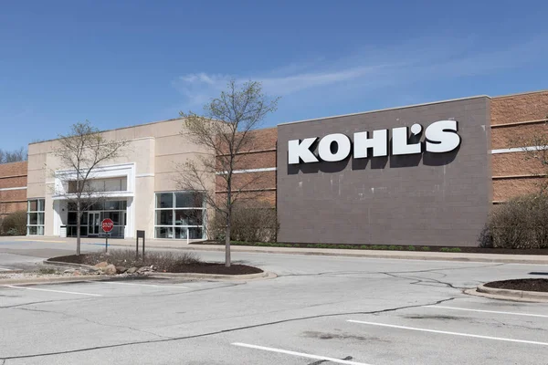 Richmond Vers Avril 2022 Kohl Retail Store Location Kohl Accepte — Photo