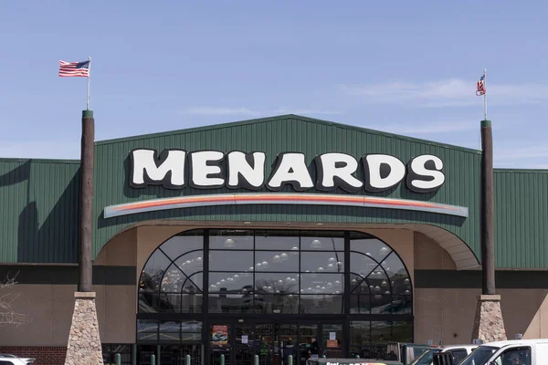 Richmond Circa Abril 2022 Menards Home Improvement Store Menards Vende — Foto de Stock