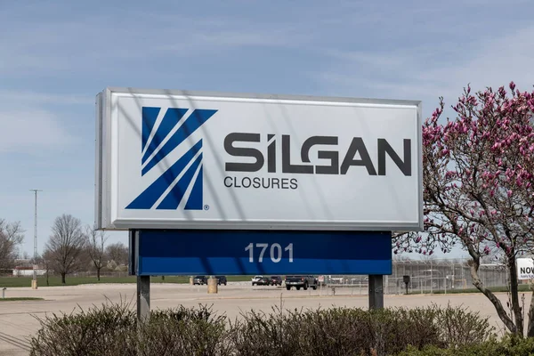 Richmond Circa April 2022 Silgan Closures Plant Division Silgan Holdings — стоковое фото