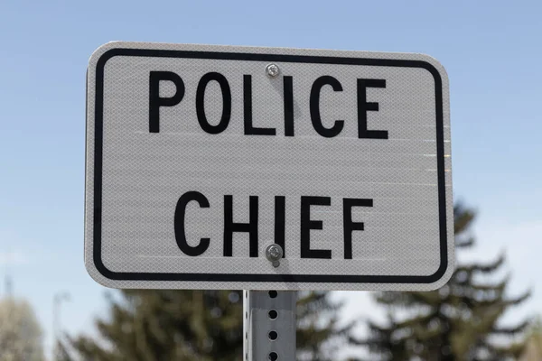 Головний Поліцейський Знак Парковці Начальнику Поліції Потрібне Місце Паркування Неподалік — стокове фото