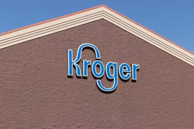 Kendallville - Mayıs 2022: Kroger Süpermarket. Kroger, ABD 'deki en büyük market zincirlerinden biridir..