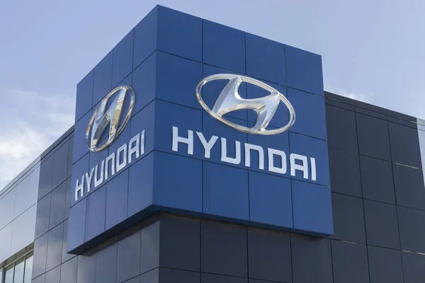 Noblesville Május Körül 2022 Hyundai Motor Company Márkakereskedés Hyundai Járműveket — Stock Fotó