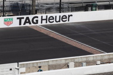 Indianapolis - Mayıs 2022: Indianapolis Motor Yarış Pisti 'nde Bricks ve Start Bitiş Çizgisi. IMS, Indy 500 ve Brickyard 400 için hazırlanıyor..