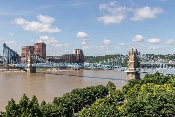 Cincinnati Mayıs 2022 Ohio Nehri Ndeki Roebling Askı Köprüsü Roebling — Stok fotoğraf