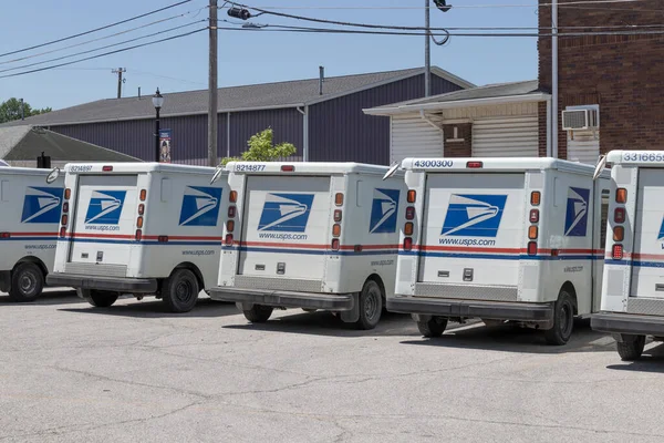 Líbano Circa Junio 2022 Usps Post Office Mail Trucks Oficina —  Fotos de Stock
