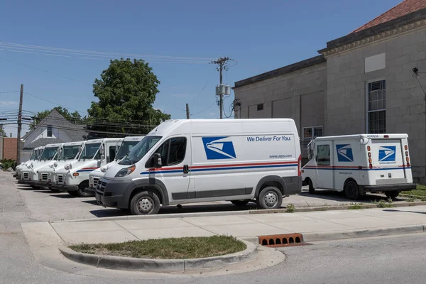 Líbano Circa Junio 2022 Usps Post Office Mail Trucks Oficina —  Fotos de Stock