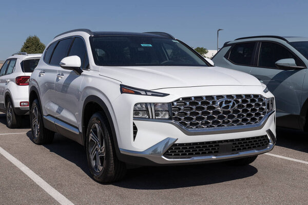 Avon - Circa July 2022: Hyundai Santa Fe display at a dealership. Hyundai offers the Santa Fe in SEL, XRT, Limited, and Calligraphy models.