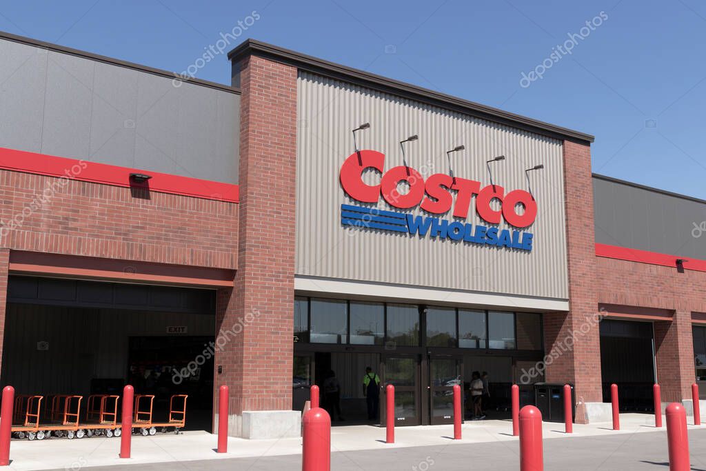 Avon - Circa July 2022: Costco Wholesale Location. Costco Wholesale is a multi-billion dollar global retailer.