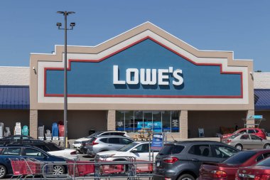Circa November 2021: Lowe's Home Improvement Warehouse. Lowe's operates retail home improvement and appliance stores across the US.