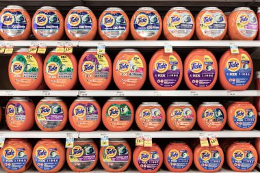 Indianapolis - Circa July 2022: Tide detergent display. Several varieties of Tide detergent are among Procter & Gamble's best selling products.